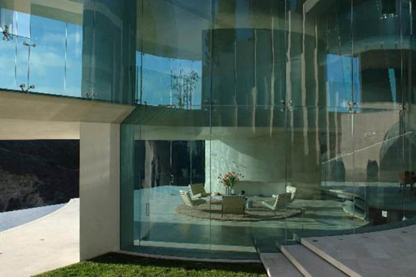 Razor residence 10 Astonishing Concrete and Glass Residence with Stunning Views of the Ocean