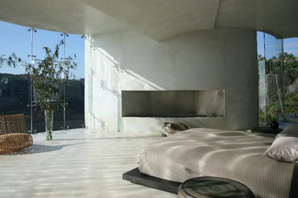 Razor residence 9 Astonishing Concrete and Glass Residence with Stunning Views of the Ocean