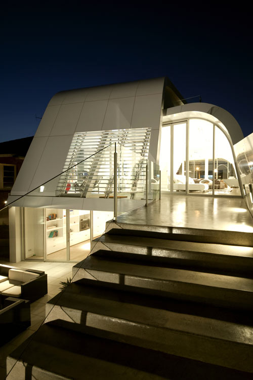 Beautiful Houses: Moebius in Australia