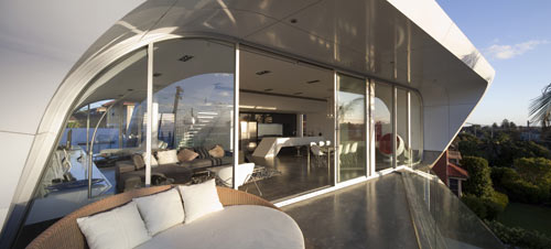 Beautiful Houses: Moebius in Australia