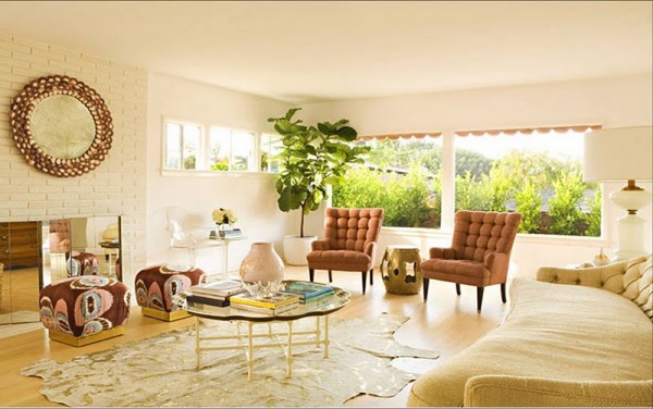 gold light e1293765327993 How Gold can Brighten up your Home