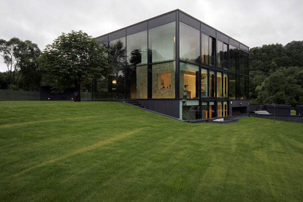 Natkevicius family home 7 Old Cannon Foundry Modified into a Contemporary Glass Family Home