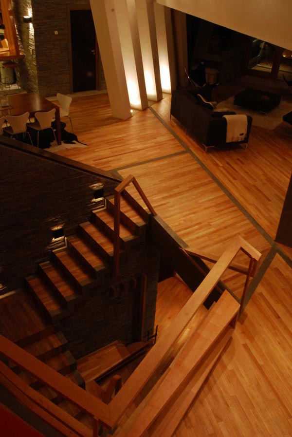 Ribbon-House (17) Ribbon House 17 Expressive Vacation House Composed of Surprising Geometric Volumes