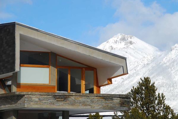 Ribbon-House (3) Ribbon House 3 Expressive Vacation House Composed of Surprising Geometric Volumes