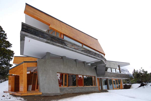 Ribbon-House (4) Ribbon House 4 Expressive Vacation House Composed of Surprising Geometric Volumes