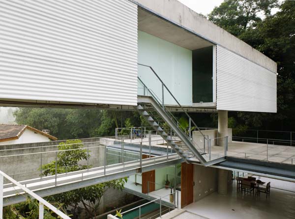 Carapicuiba house 2 Contemporary Brazilian Residence with Distinct Design: The Carapicuiba House