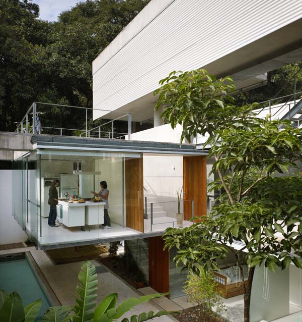 Carapicuiba house 4 Contemporary Brazilian Residence with Distinct Design: The Carapicuiba House