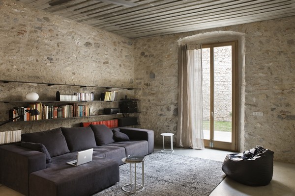 Living room Living room Breathtaking Medieval Building Turned Into Contemporary Living Space