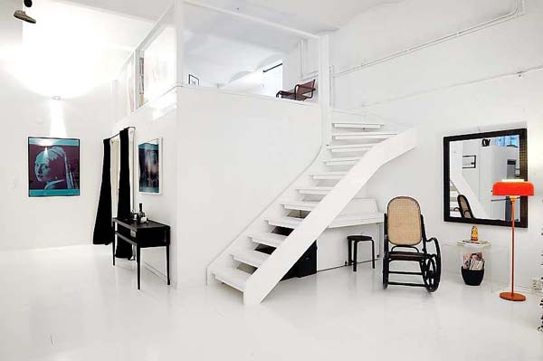 Regeringsgatan 2 Open Loft in Stockholm Featuring Colourful Accents