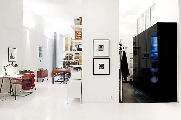 Regeringsgatan 5 Open Loft in Stockholm Featuring Colourful Accents