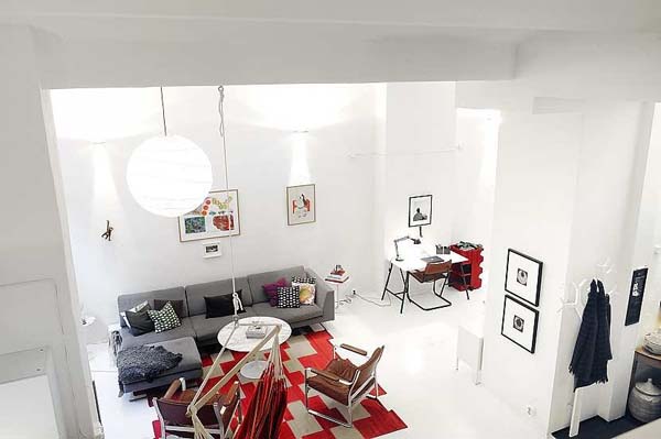 Regeringsgatan Open Loft in Stockholm Featuring Colourful Accents