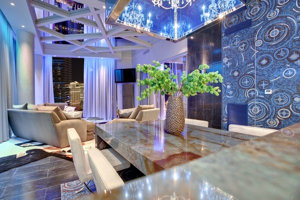 Tuttleman2010 0207 pmx Spectacular Penthouse Design in Las Vegas by Mark Tracy