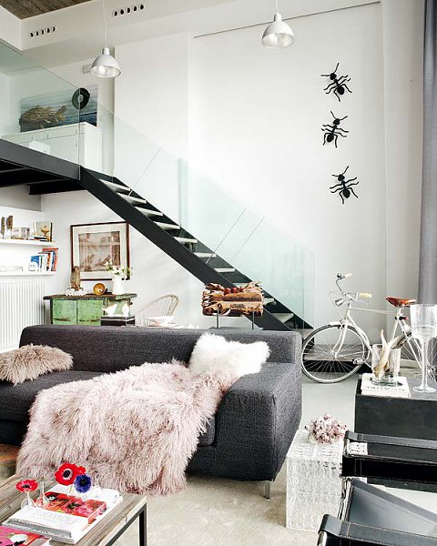 Artistic two-leveled loft in Madrid