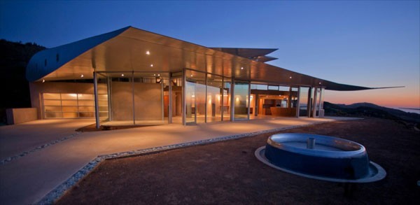 studioea 747 wing house 018 Using Airplane Parts To Create Sustainable Architecture: Wing House [Video]