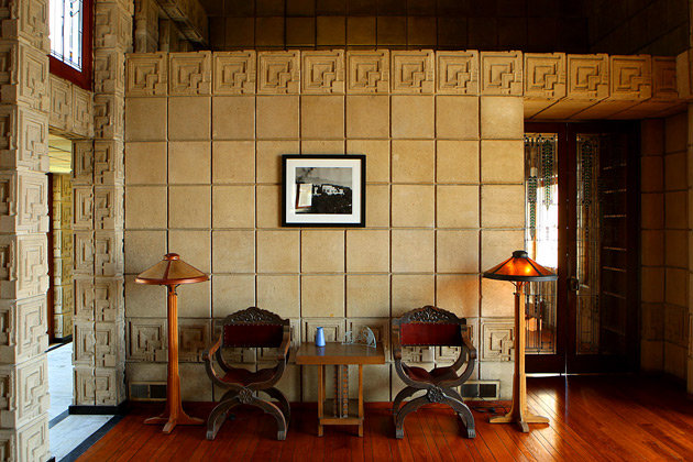 324672960 21175522 Ennis House