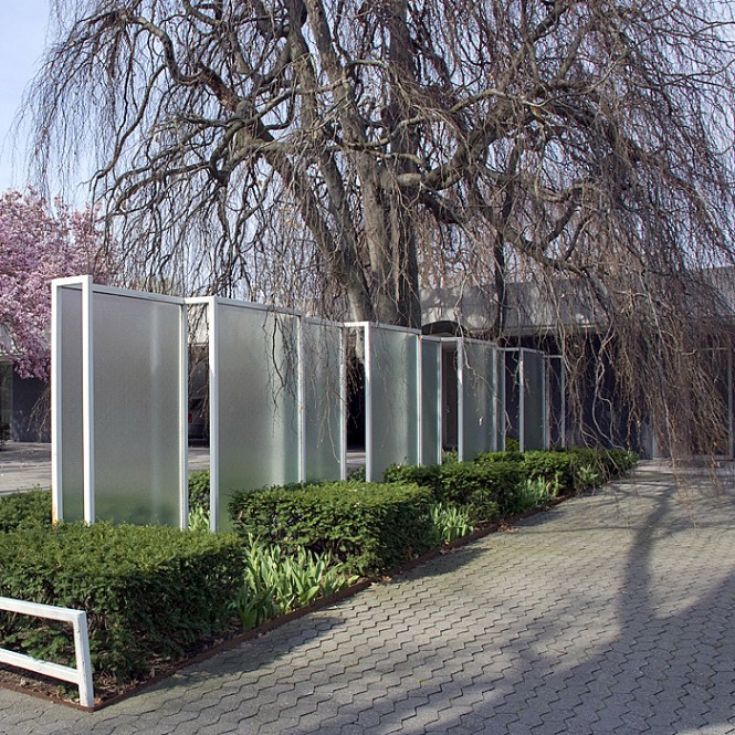 saarinen-miller-house-glass-screen saarinen-miller-house-glass-screen