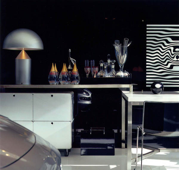 Modern Garage by Brunete Fraccaroli 14 Striking Transparency Showcased By A Modern Live In Garage