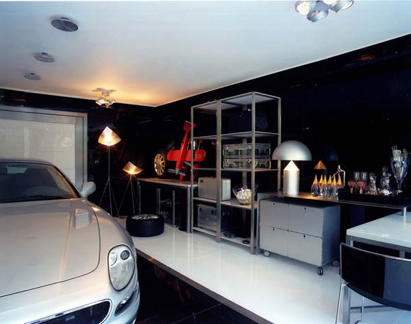 Modern Garage by Brunete Fraccaroli 9 Striking Transparency Showcased By A Modern Live In Garage
