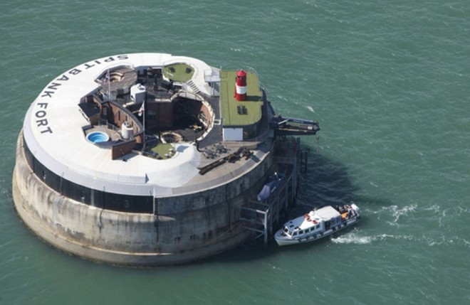 spitbank-fort-loft-03