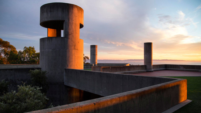 Steve-Martins-home-4