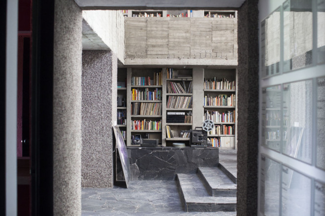 brutalist-concrete-house-2